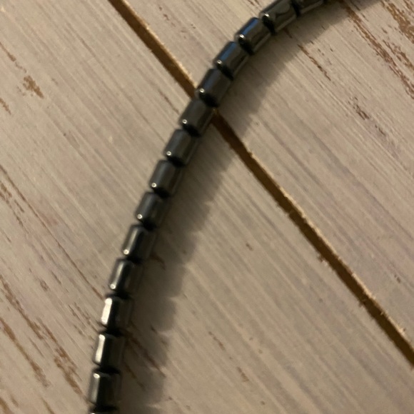 Black Hematite Beaded Necklace With Bars - Picture 7 of 8